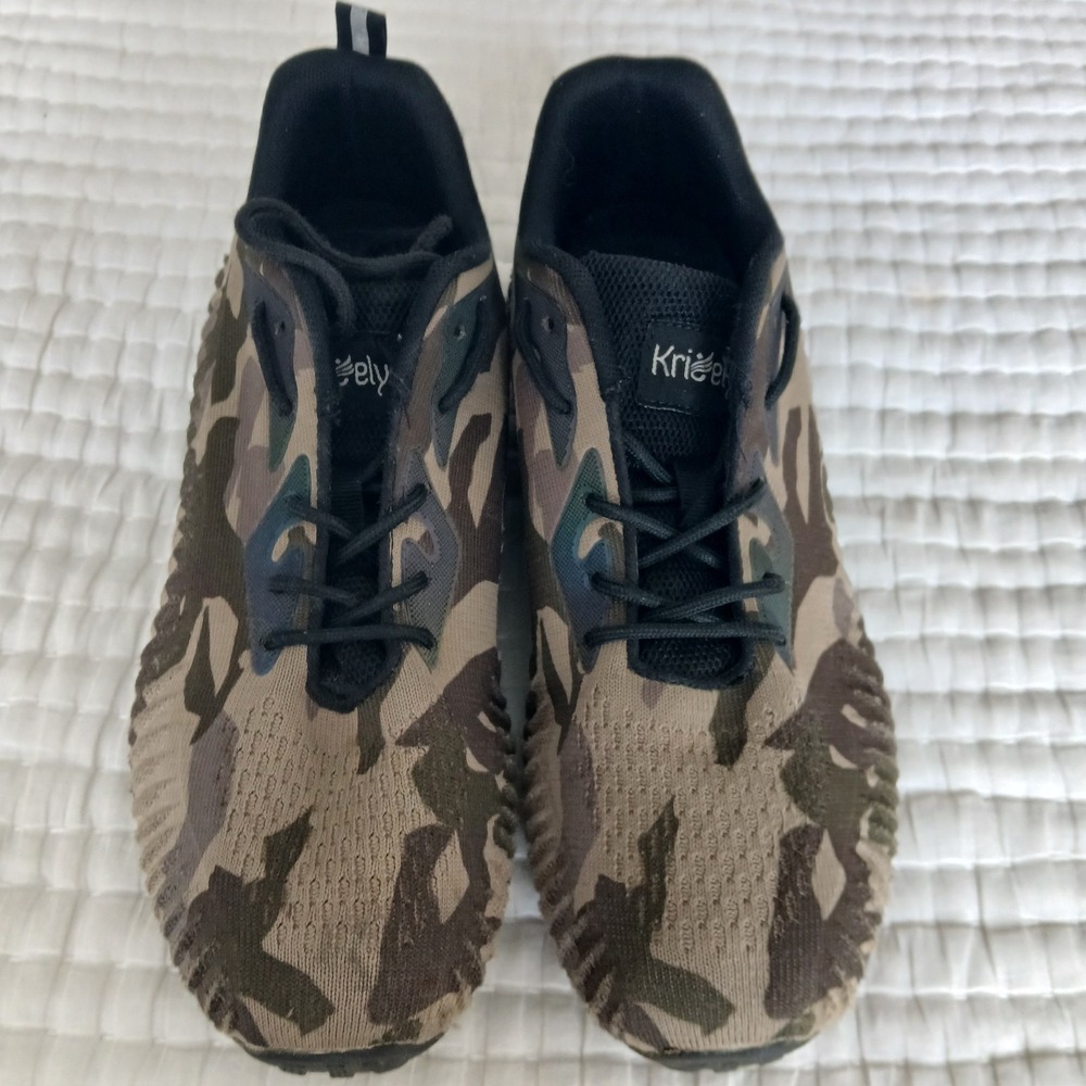 Kricely Camo Trail Shoes For Men Euro Sz 42 / US  8.5‎ In EUC